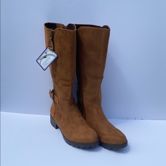 Tall Boots - Picture 2 of 6